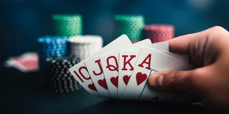 Cách chơi poker online siêu chi tiết dành cho người mới 2025